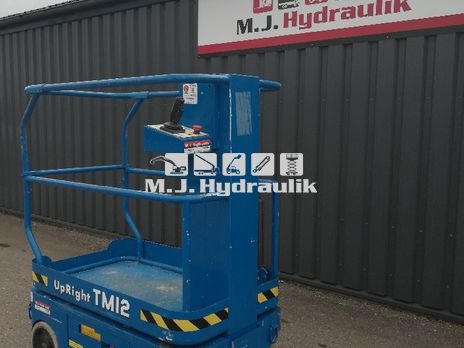 Upright TM12